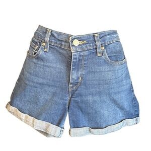 Levi’s women’s denim Jean shorts 90% cotton sz 30 preloved no flaws